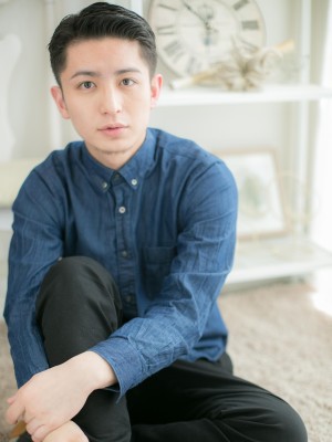 黒髪を生かした゛ビジネスショート゛ｂ