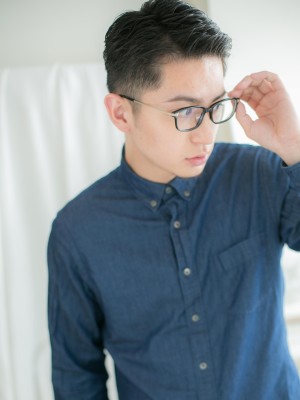 黒髪を生かした゛ビジネスショート゛ａ