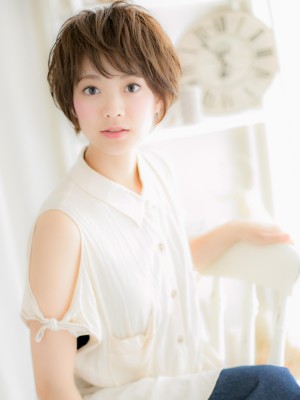 ピュアな透明感”美人顔”ショートa