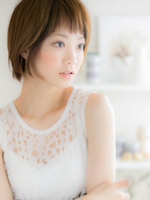 【横顔スタイル】オシャレ度UP!!インナーカラー☆ショート