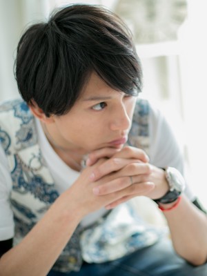 長めバングの”重軽”メンズショートa