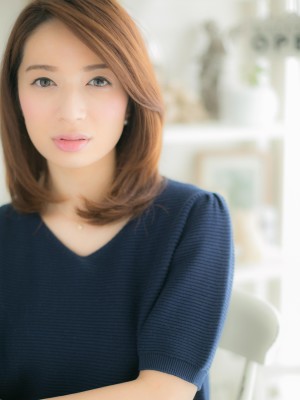 ストレートミディで美人度ＵＰ♪ａ