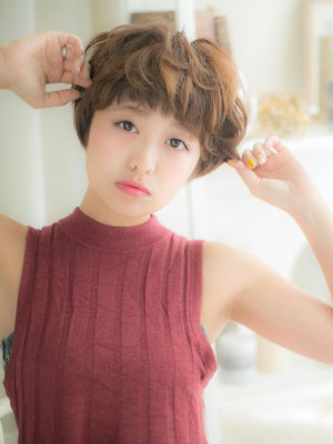 個性ある女の子ショートａ