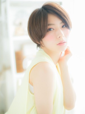 飾らないシンプルボブa