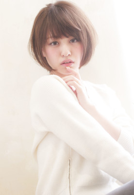 大人可愛いひし形ショートボブ