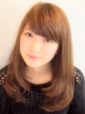 大島優子風ヘアスタイル フェミニンで人気な髪型