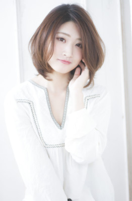 上品ひし形フォルムの大人ボブ