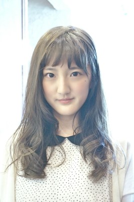 艶めくイノセントアッシュカラー 艶めくイノセントアッシュカラーのイメージ画像