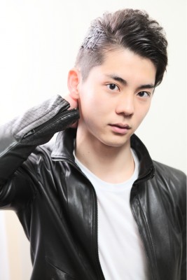 一工夫で個性的に！束感ショート☆王道ツーブロックアレンジ