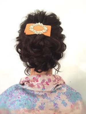 クラシカル＆グラマラスな結婚式 二次会ヘアアレンジ