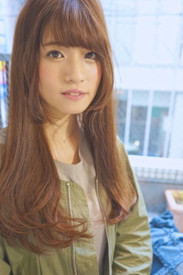 Neolive aim フェミニンカール　鶴岡愛