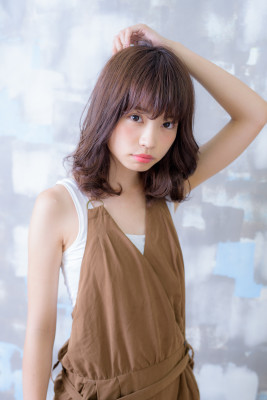 Neolive aim 大人可愛い重軽リラックスミデイ