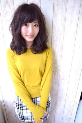 暗髪でも可愛いフェミニンミディby柴立吉之助