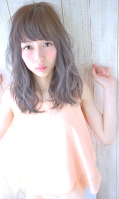 大人かわいいグレーベージュミディby柴立吉之助
