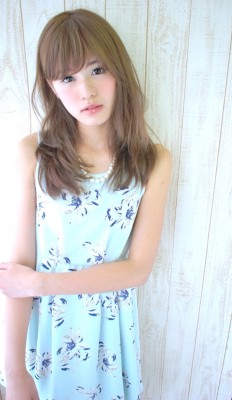 大人かわいい耳掛けミディby柴立吉之助
