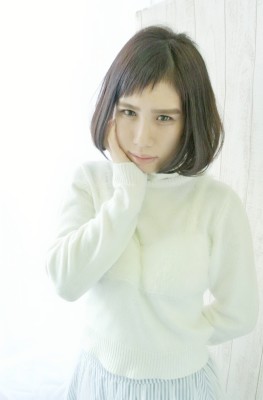 短めバングのリラクシーボブ