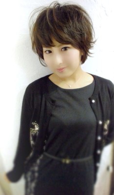 暗髪×外ハネ美髪ショートボブby柴立吉之助