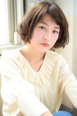 ナチュラル可愛いウェーブボブ