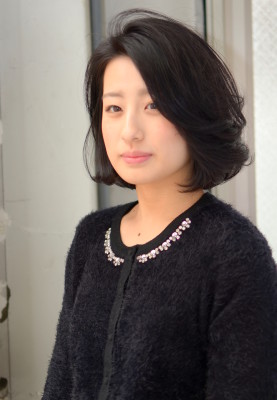 動きのある落ち着いたボブ