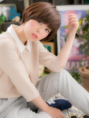 目力☆強調のマッシュショート