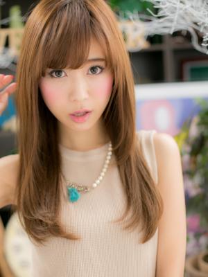 ナチュラルさも計算ずく☆ロングストレートa