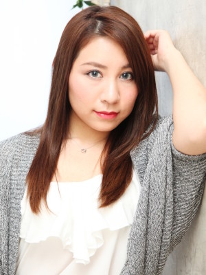 ナチュラルつやつやストレートｘ大人可愛い　巣鴨店