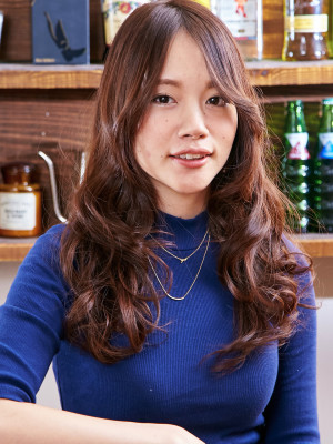 クールさのスパイス効かせたロングウェーブ　巣鴨店