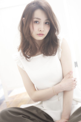 稲沢朋子さん風大人かわいいイナトモミディ