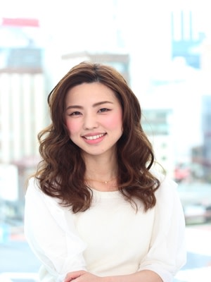 クールビューティー☆そよ風なびくルーズウェーブ スタイル