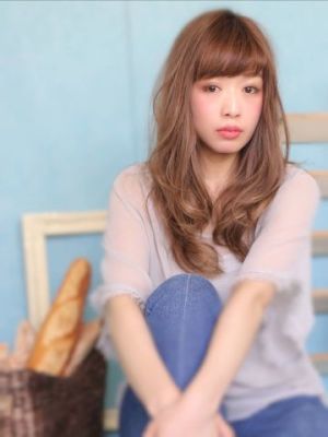 大人かわいい無造作小顔ロブ