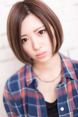 【カット＋柔らか発色カラー￥6500】艶々ダークトーンボブ