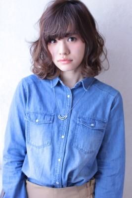 ピンクアッシュde大人かわいい無造作フェミニンミディ