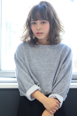 抜けるような透け感ザ・アッシュ☆ふんわりエアリーボブ