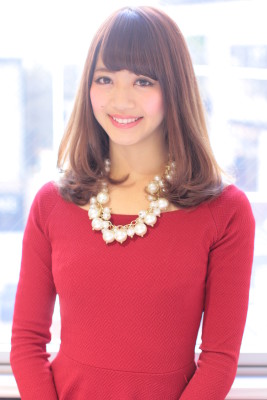 抜け感エッジモード大人かわいいナチュラルセミディラウンドボブ 抜け感エッジモード大人かわいいナチュラルセミディラウンドボブ