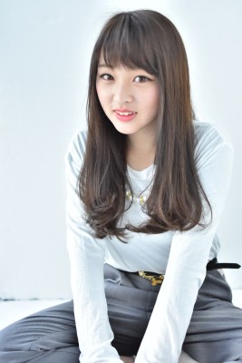 大人かわいい♪真っ直ぐ過ぎないナチュラルストレート