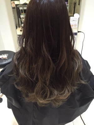 透明感がある暗髪アッシュ(before⇒after)