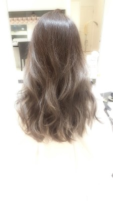 透明感に艶をプラスしたイルミナカラー×オーシャン