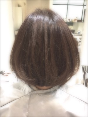 美髪イルミナカラー★エフォートレスショートボブ