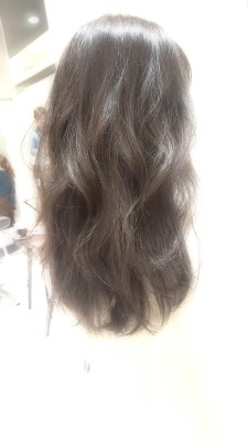艶×透明感★重く見えすぎない暗髪アッシュ