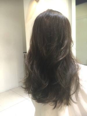 サラ艶美髪☆彡エフォートレス抜け感ロング