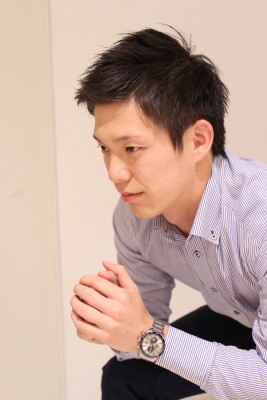 ビジネススーツに似合う好感度UP☆彡横分けベリーショート