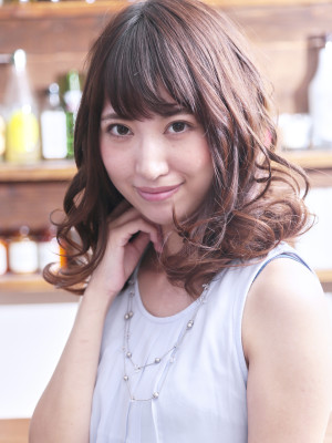 大人っぽいウェーブ☆スタイルと言えばこれ☆ミディアムウェーブ 大人っぽいウェーブ☆スタイルと言えばこれ☆ミディアムウェーブ