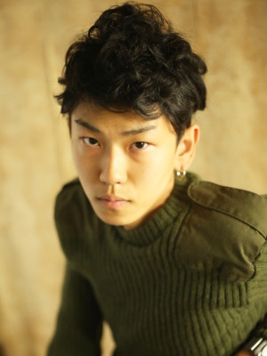 ルードな男性感を追求した、綾野剛テイストショート