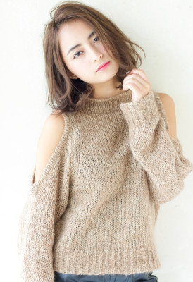 モテ髪ロブでカジュアルフェミニンに　Tー２３７