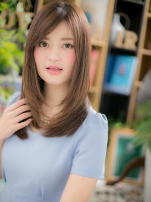 正統派のしっとり美髪ストレート