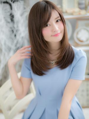 正統派のしっとり美髪ストレート