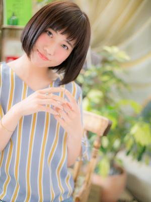 ナチュラルショートボブ