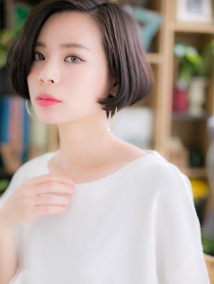 モードレトロなフェミニンボブ