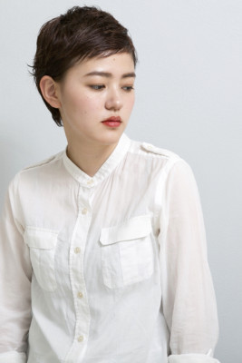 クセをいかした大人ショート
