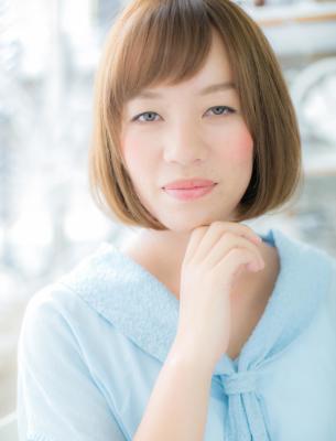 小顔効果も抜群♪シンプルボブ